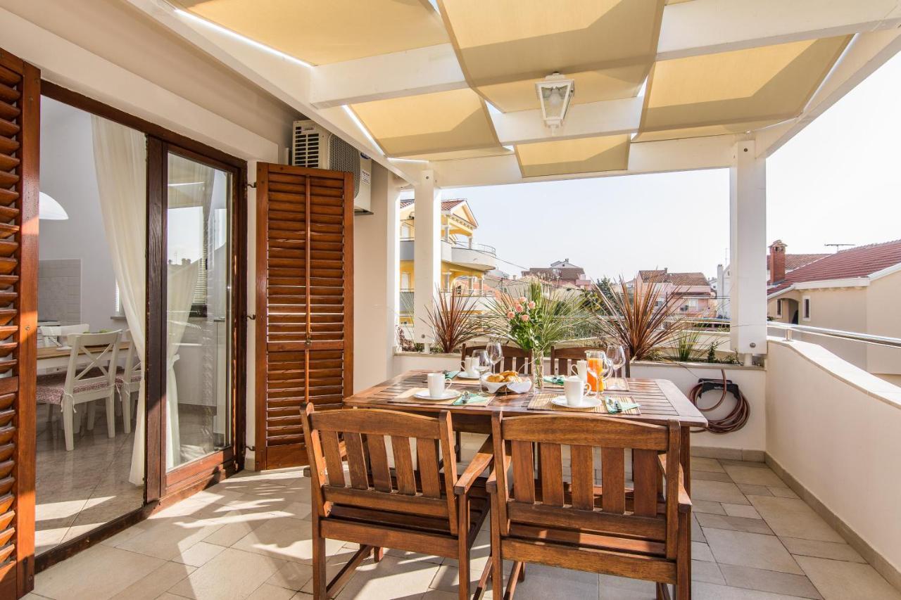 Apartments "Villa Antisin" With Heated Pool Zadar Luaran gambar
