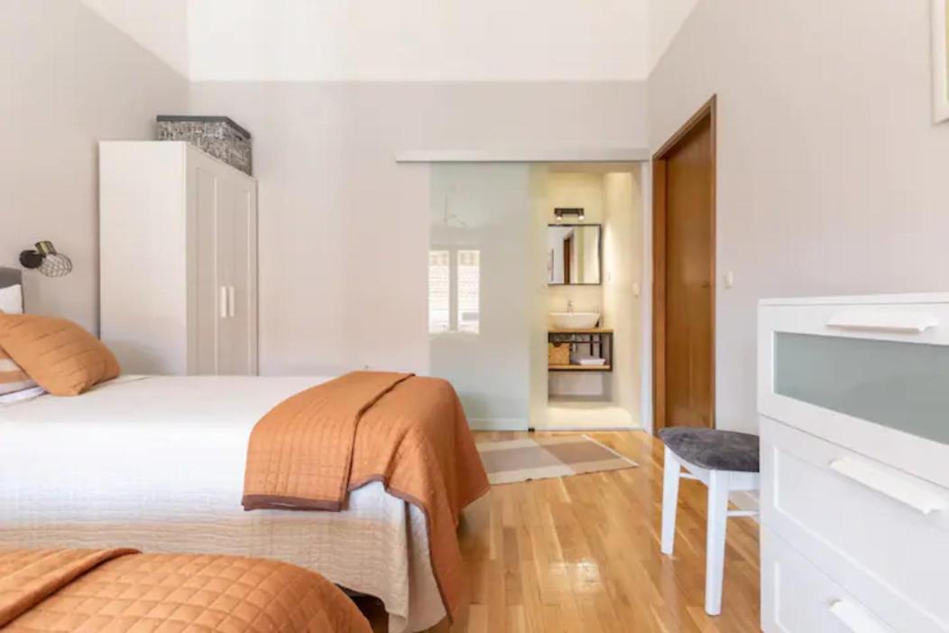 Apartments "Villa Antisin" With Heated Pool Zadar Luaran gambar