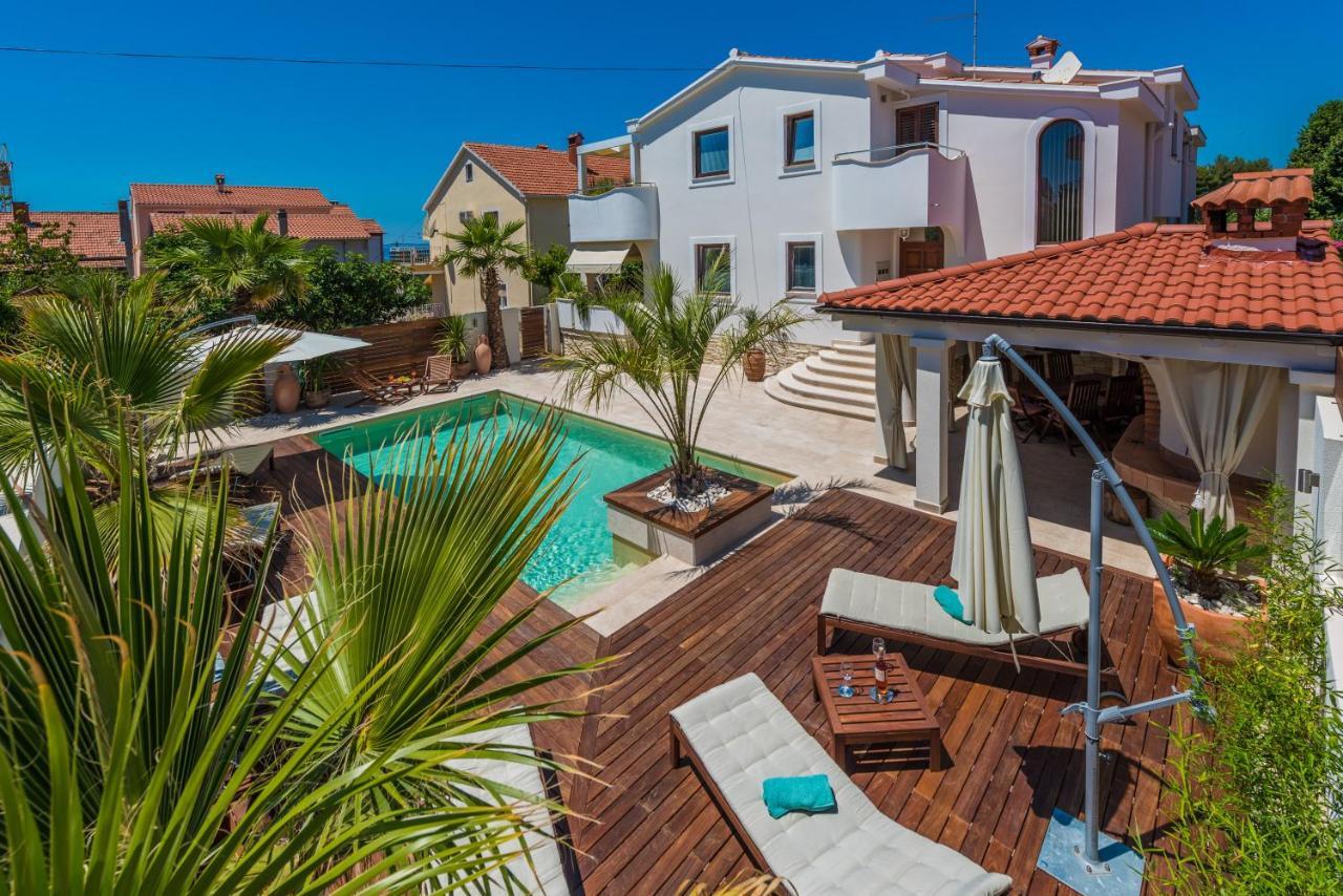 Apartments "Villa Antisin" With Heated Pool Zadar Luaran gambar