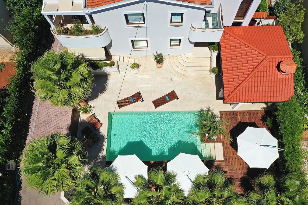 Apartments "Villa Antisin" With Heated Pool Zadar Luaran gambar