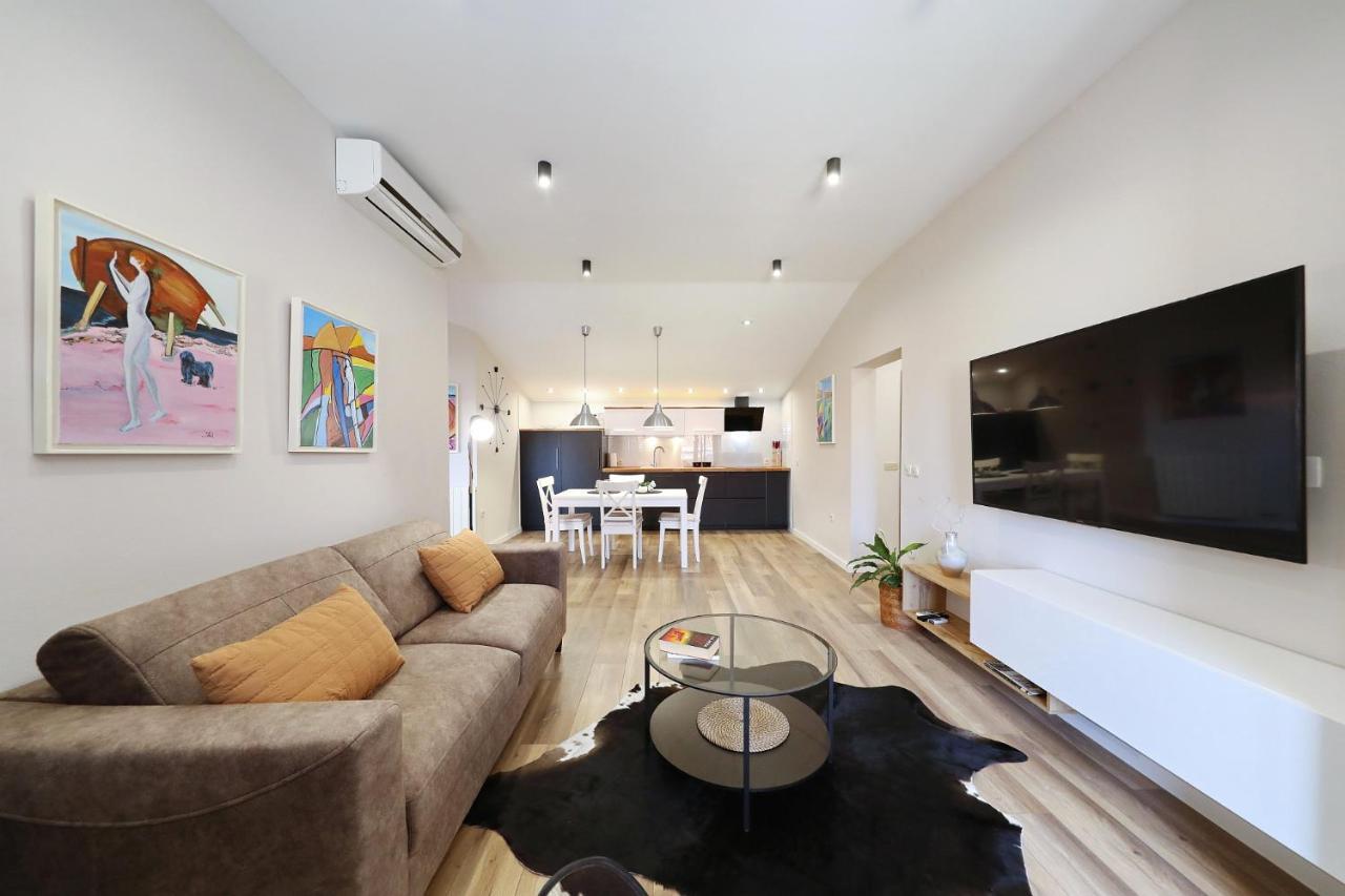 Apartments "Villa Antisin" With Heated Pool Zadar Luaran gambar