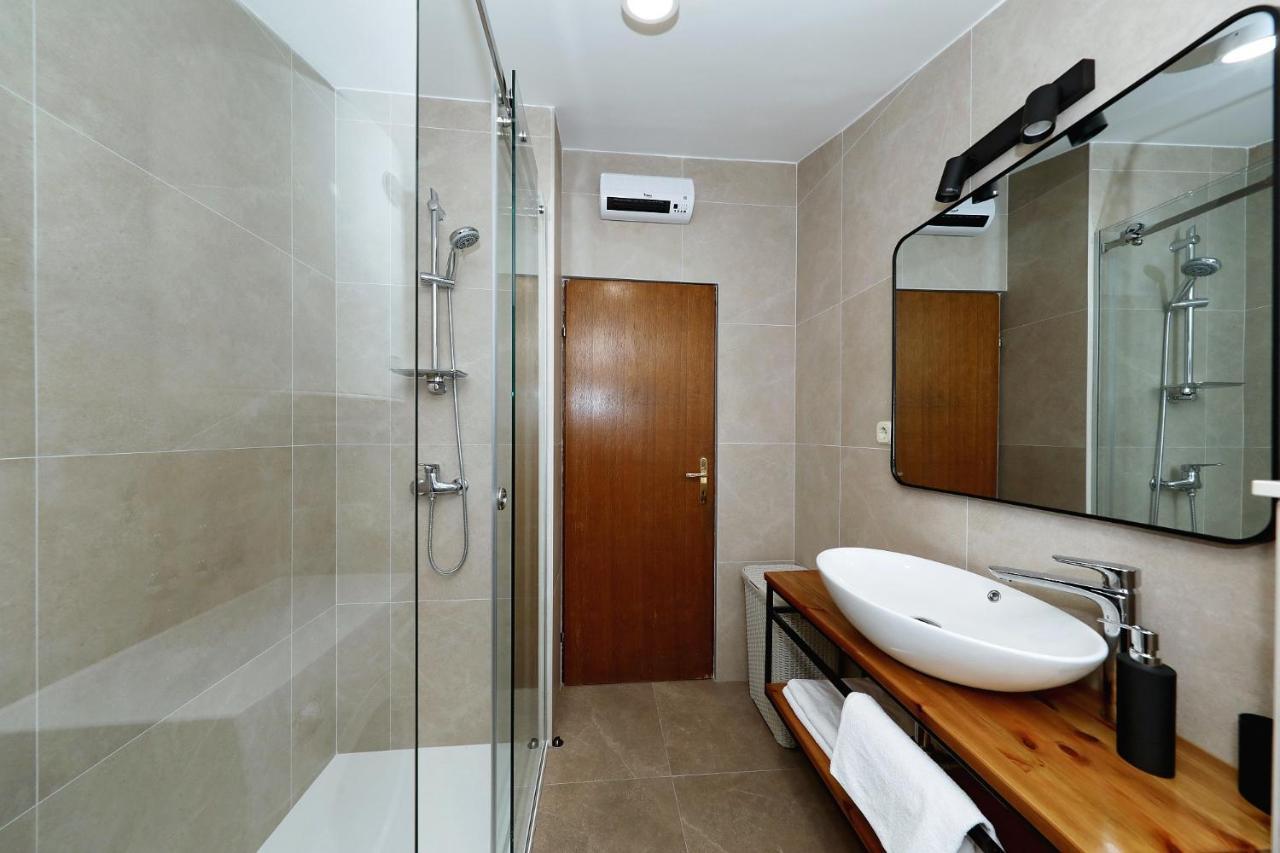 Apartments "Villa Antisin" With Heated Pool Zadar Luaran gambar