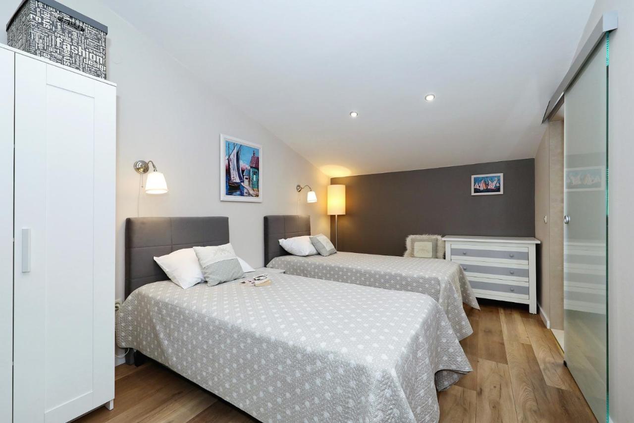 Apartments "Villa Antisin" With Heated Pool Zadar Luaran gambar