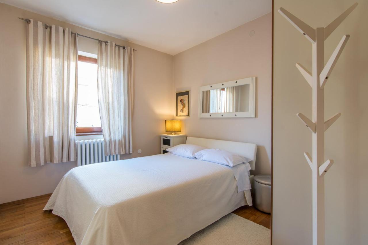 Apartments "Villa Antisin" With Heated Pool Zadar Luaran gambar